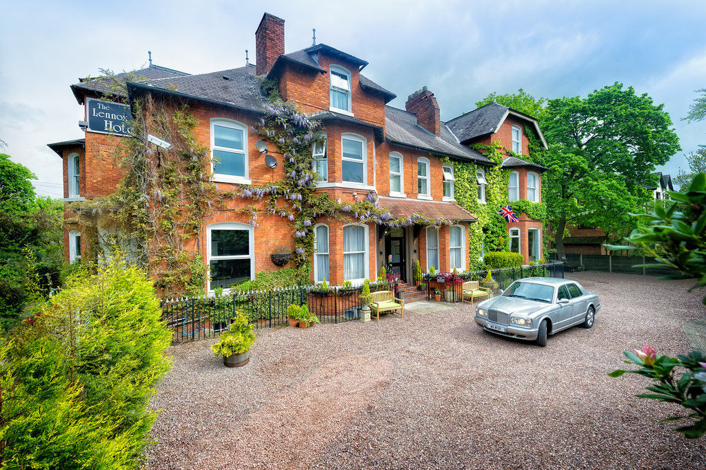 Cheshire Hospitality Ltd T\/A Lennox Lea Studios & Apartments 세일 외부 사진